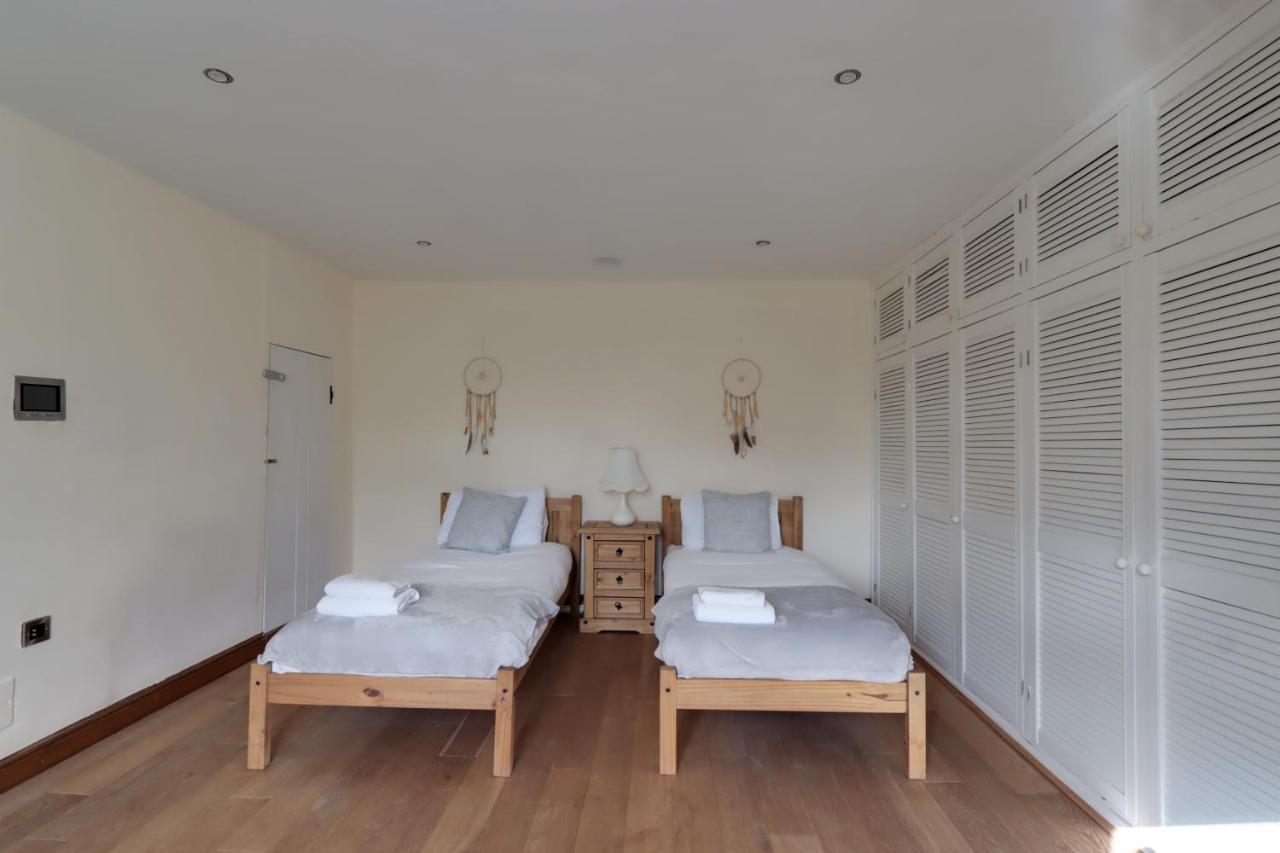 Bretton House Farm Retreat Holiday home *